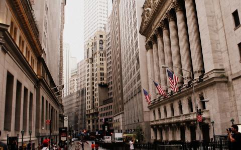 Как вести дела на бирже: правила взаимодействия с Уолл-Стрит